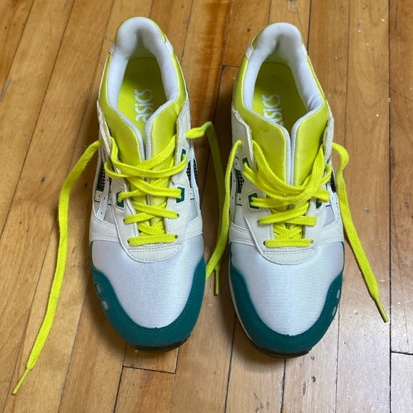 Asics Tiger Gel Lyte III running shoe - Picture 4 of 5